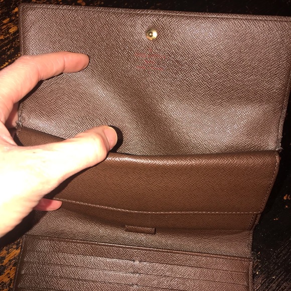 Certified AUTH. LV Porte Tresor Damier Wallet - Picture 7 of 8